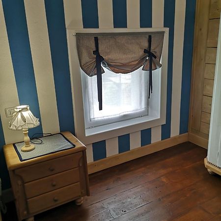 Bed and Breakfast East Wind Medea Esterno foto