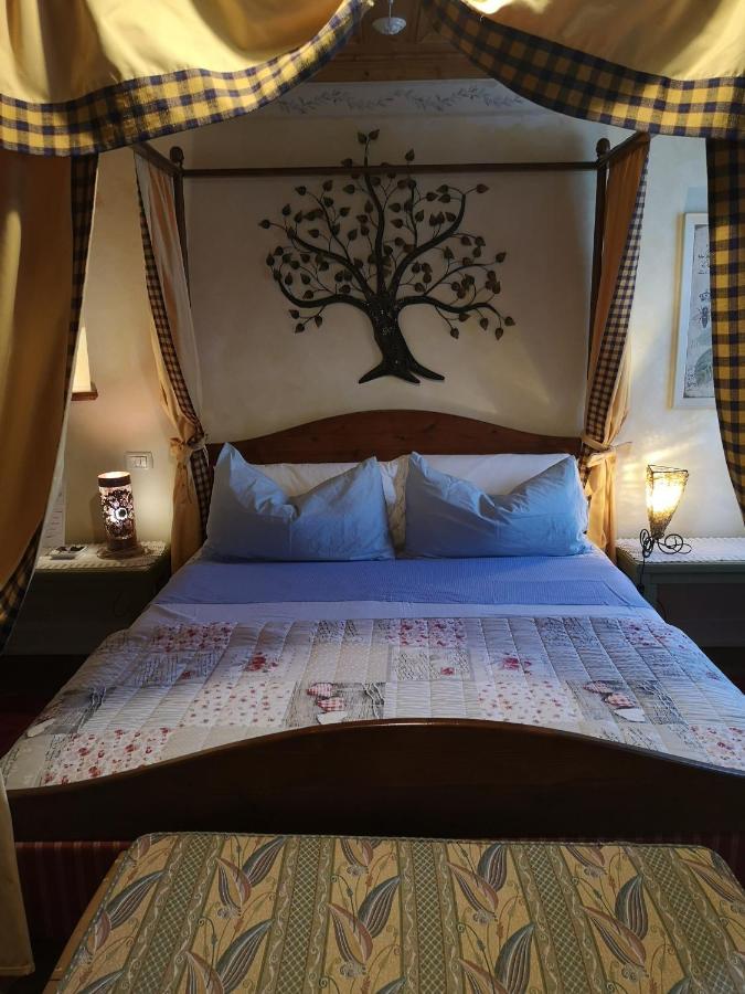 Bed and Breakfast East Wind Medea Esterno foto