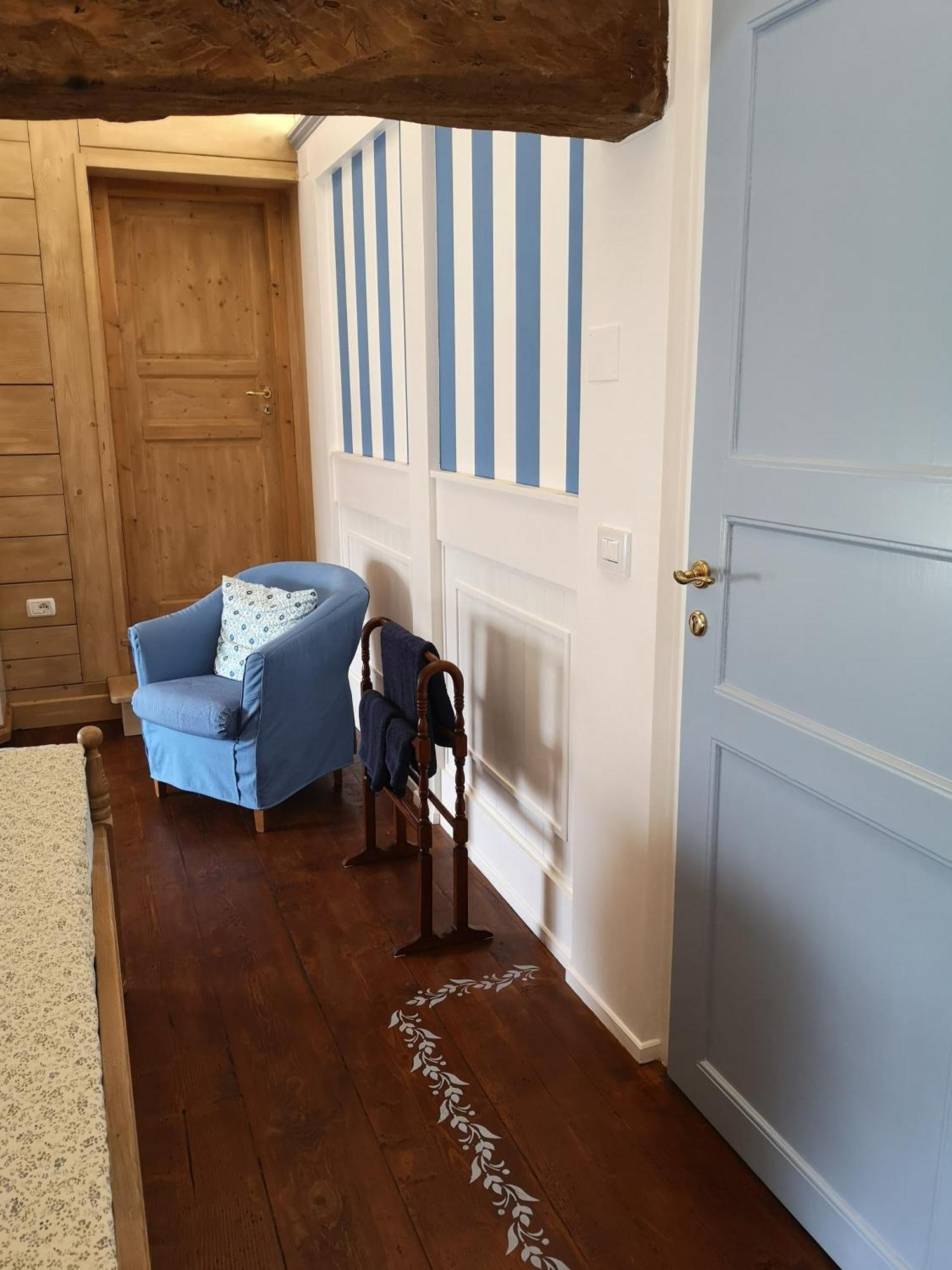 Bed and Breakfast East Wind Medea Esterno foto