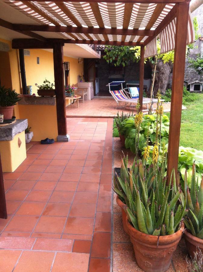 Bed and Breakfast East Wind Medea Esterno foto
