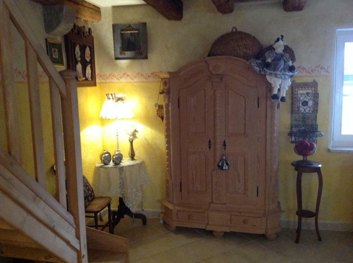 Bed and Breakfast East Wind Medea Esterno foto